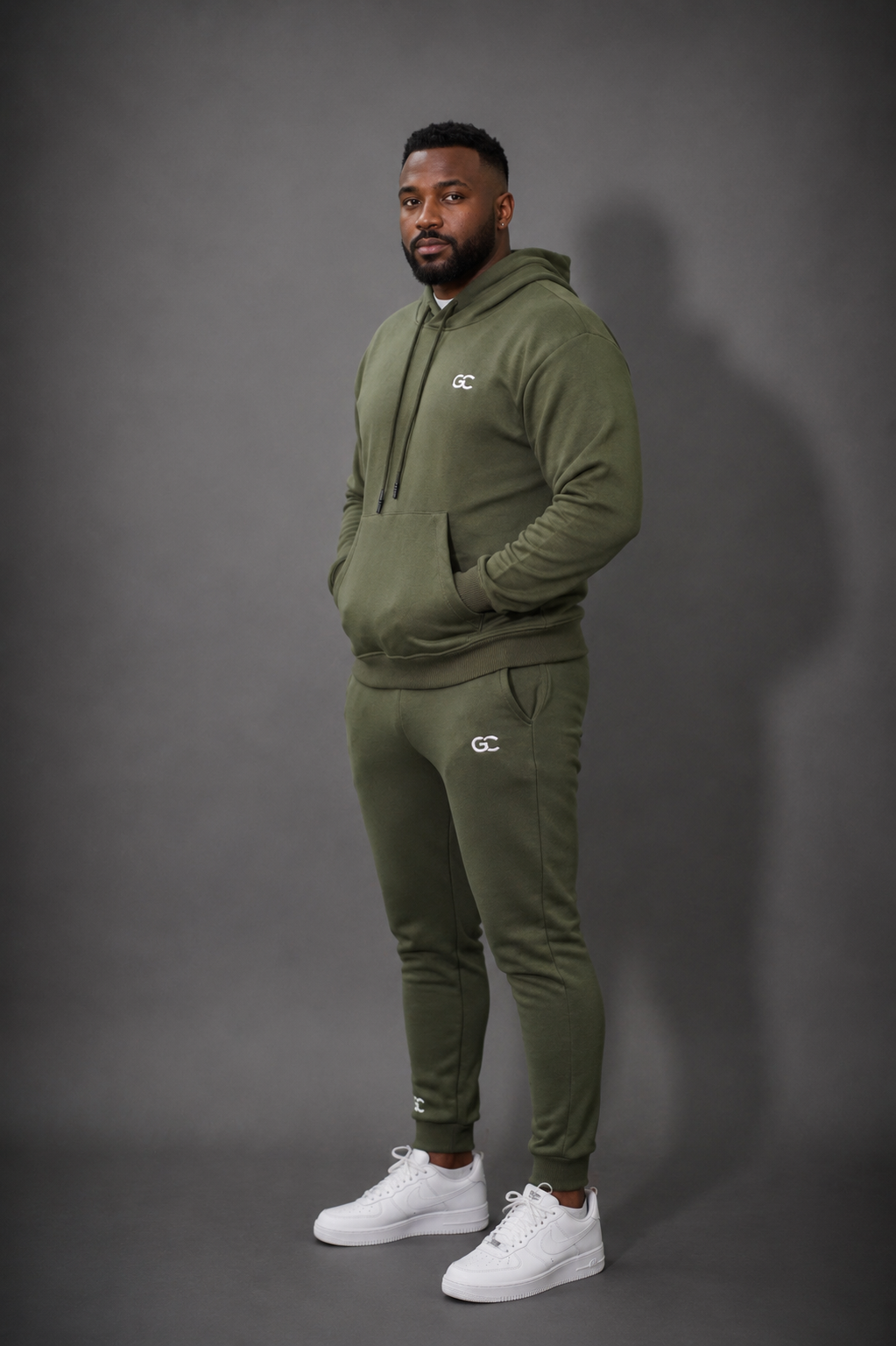 GC SIGNATURE TRACKSUIT SET-IN OLIVE GREEN