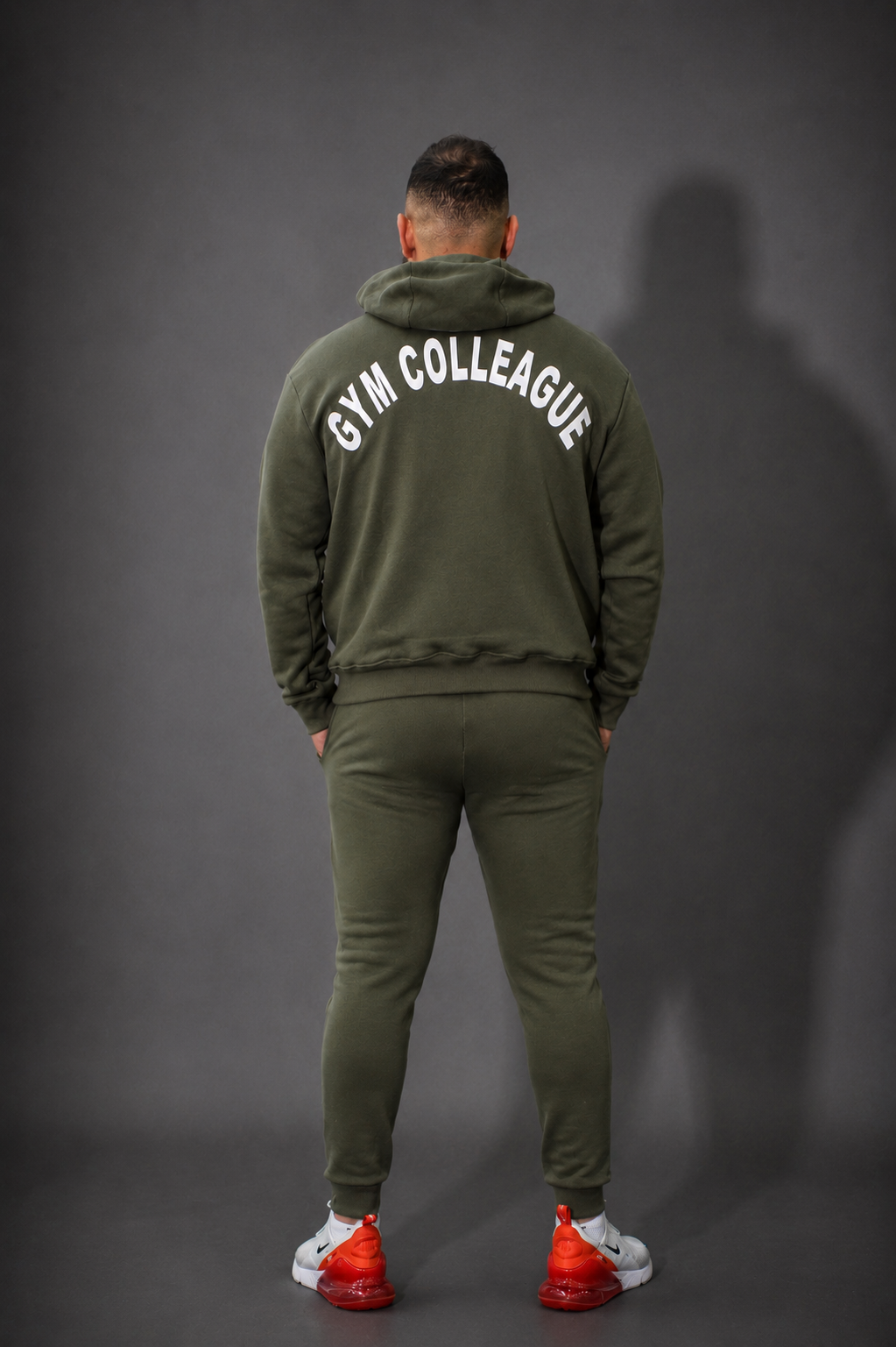 GC SIGNATURE TRACKSUIT SET-IN OLIVE GREEN