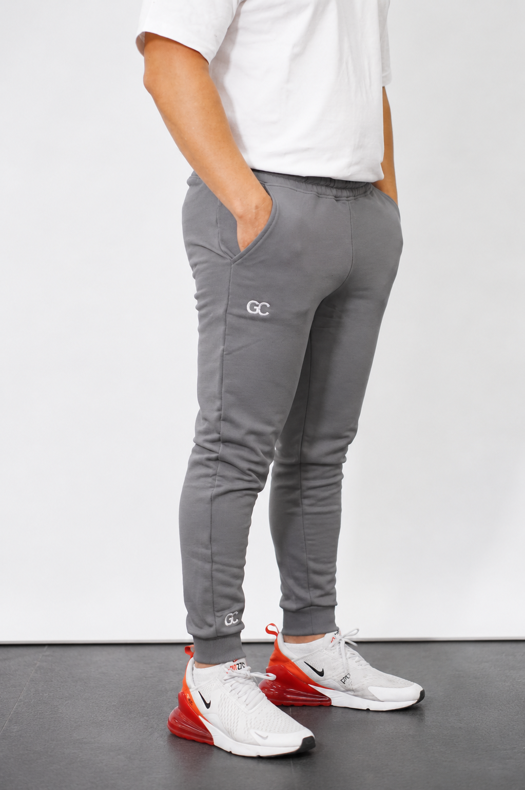 GC SIGNATURE JOGGER STONE GREY